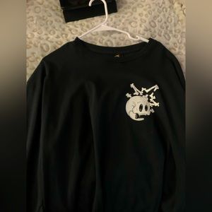 Adam’s bomb long sleeve shirt